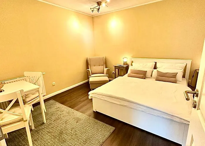 Daire Zentrales Mit Terrasse Bremen